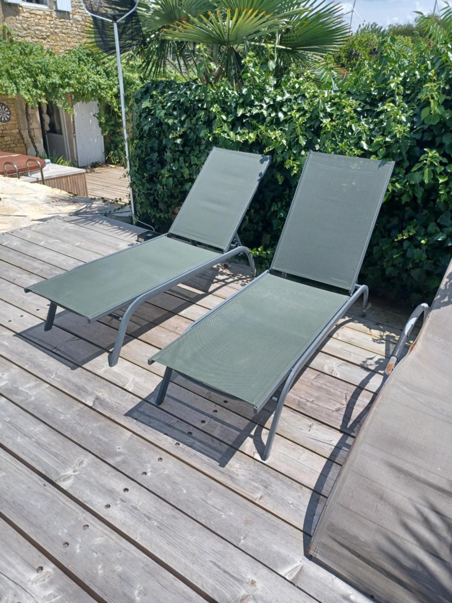 Nid Charentais Angouleme Pool Jacuzzi Villa La Poterie  Exterior photo